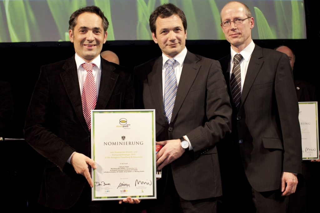 From left to right: Hubert Rhomberg, Michael Zangerl, Secretary General Herbert Kasser